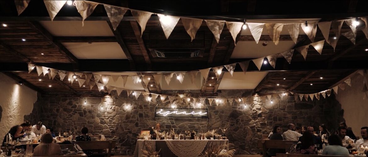 Jak zachować równowagę między tradycją a nowoczesnością na swoim weselu